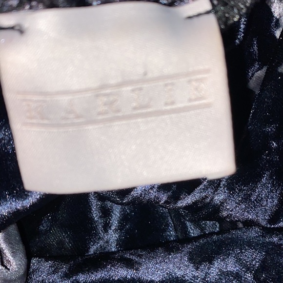 Karlie crushed velvet floral dress size small oversized - Picture 6 of 8